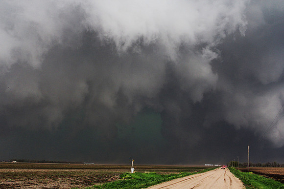 Tornado Warned Cell / SE of York, NE / 5/11/14