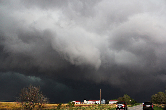 Tornado Warned Cell / SE of York, NE / 5/11/14